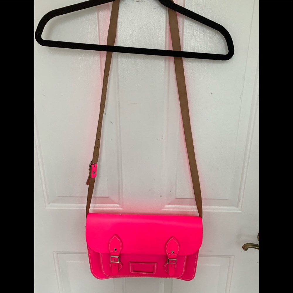 CAMBRIDGE SATCHEL HOT PINK MESSENGER CROSSBODY BAG
